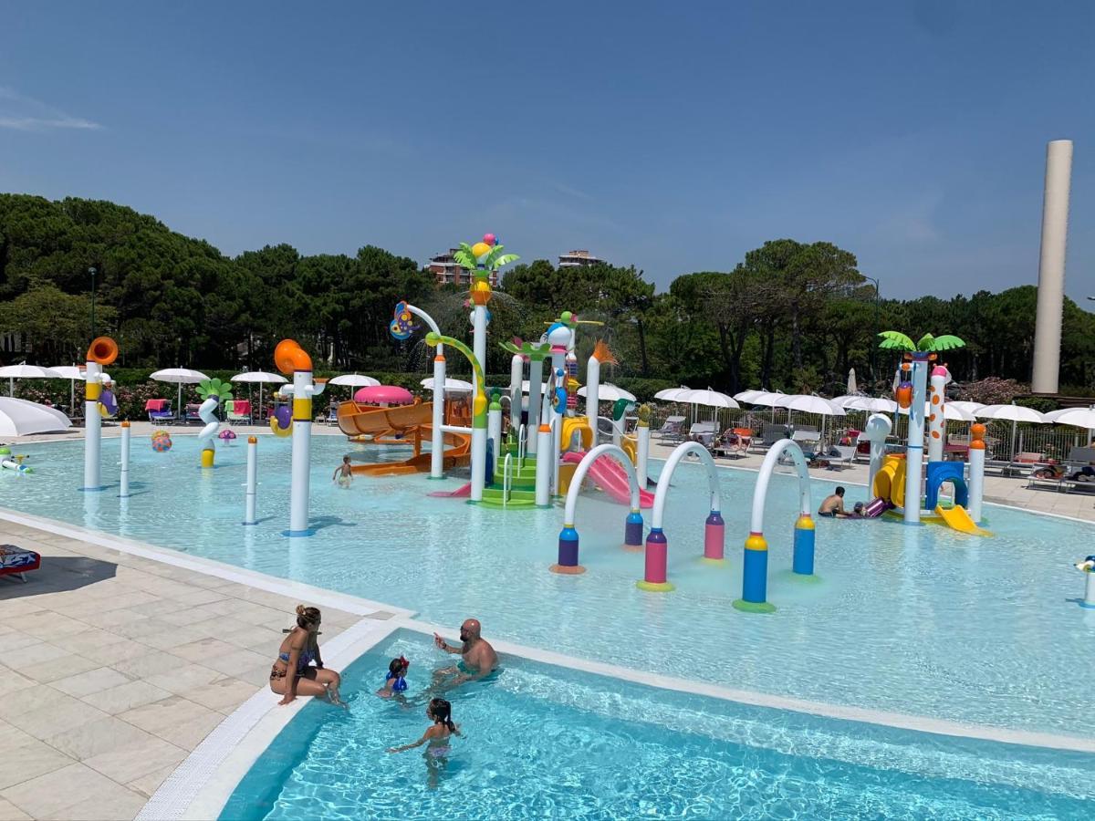 Villa Greif Pineta Lignano Sabbiadoro Extérieur photo
