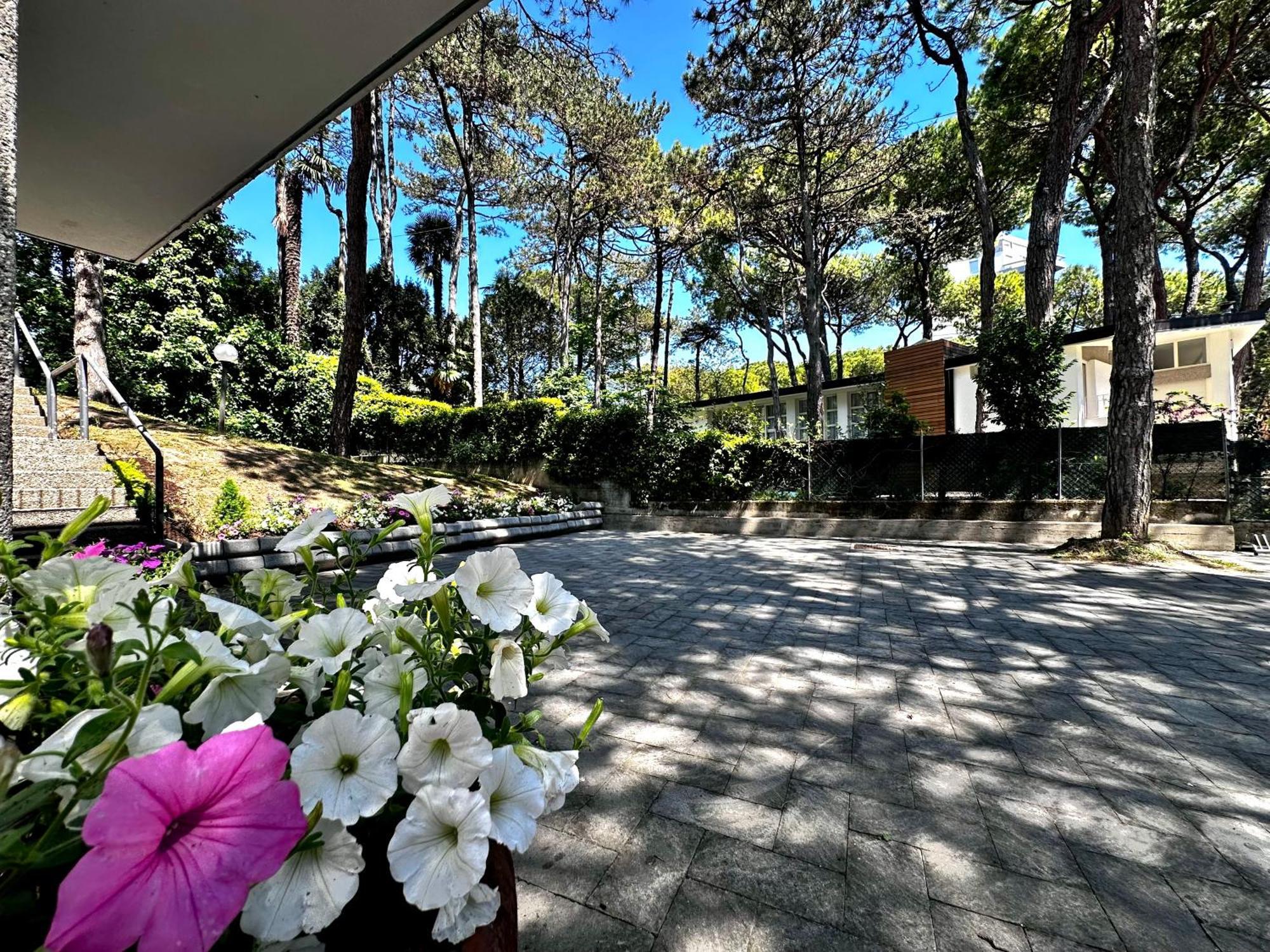 Villa Greif Pineta Lignano Sabbiadoro Extérieur photo